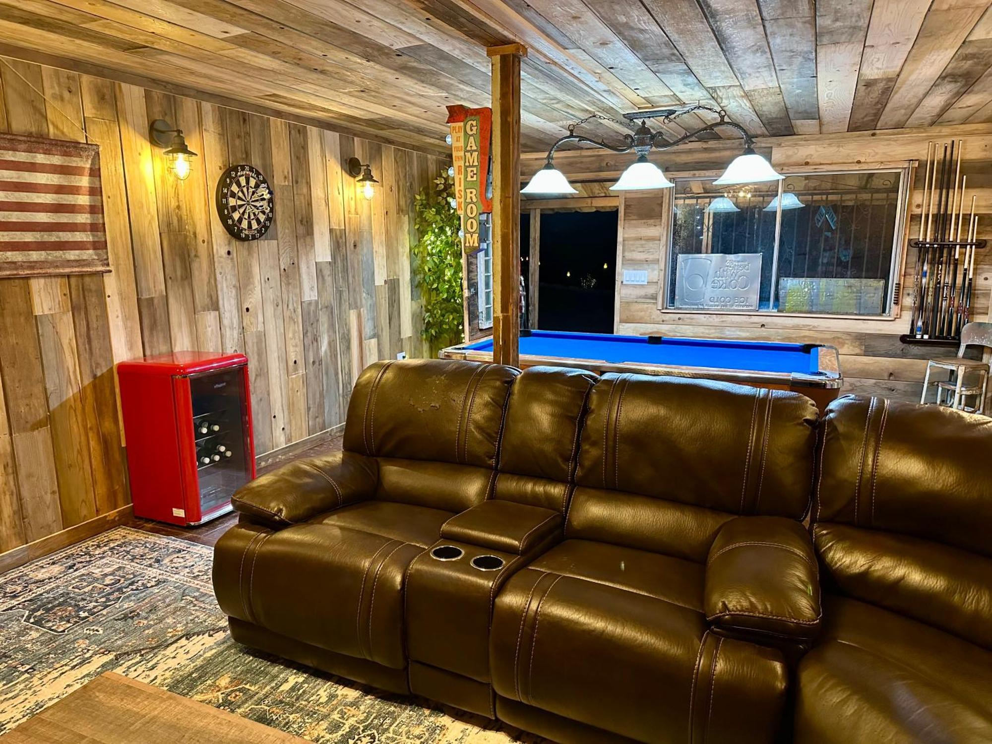 Enchanted Property Near Yosemite, View, Game Room Ahwahnee Exterior photo